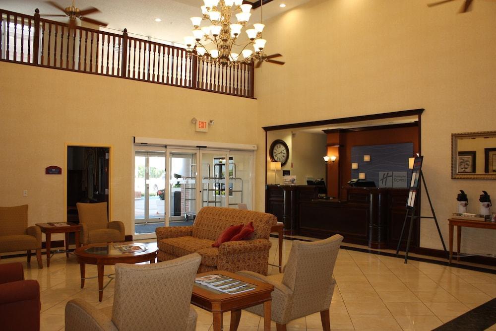 Holiday Inn Express - Spring Hill By Ihg Exteriér fotografie