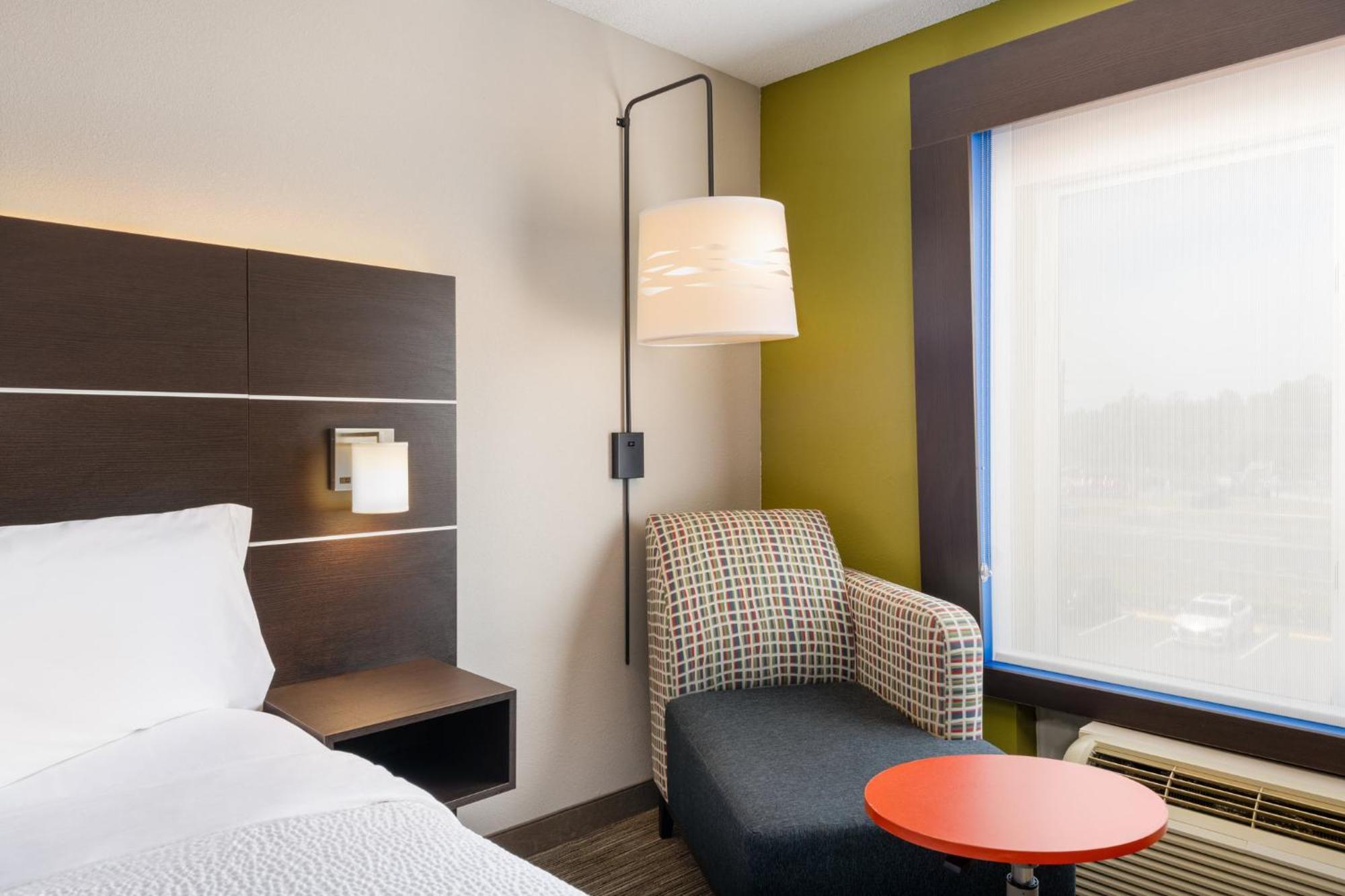 Holiday Inn Express - Spring Hill By Ihg Exteriér fotografie