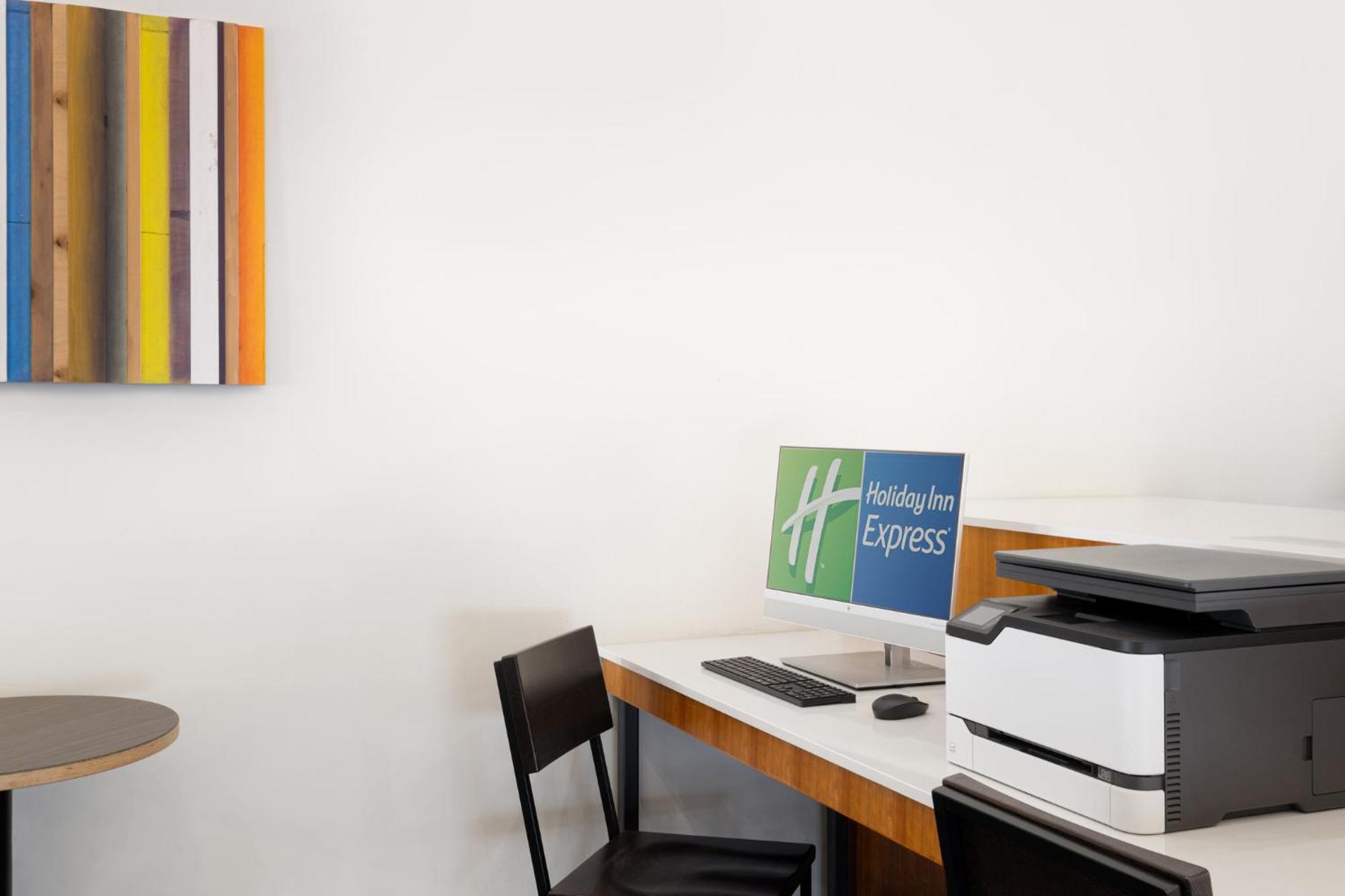 Holiday Inn Express - Spring Hill By Ihg Exteriér fotografie