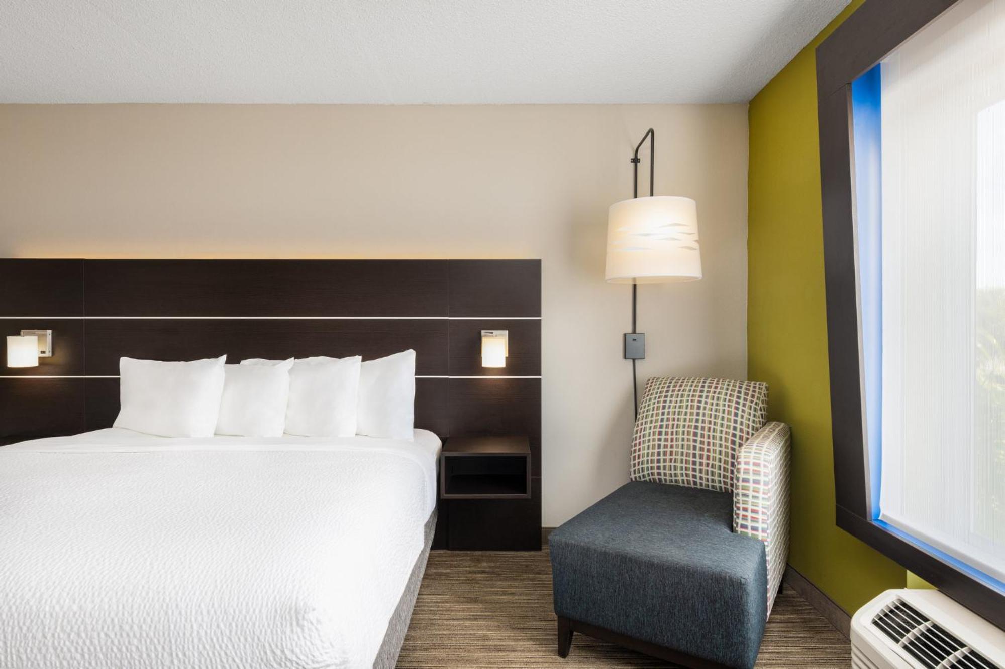 Holiday Inn Express - Spring Hill By Ihg Exteriér fotografie